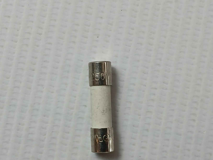 Lot Of 17X Lf-littelfuse T2Ah250V P Cartridge Fuse