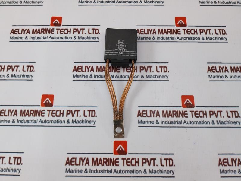 Lot of 13x National Carbon DE7000 Brush, 9578681