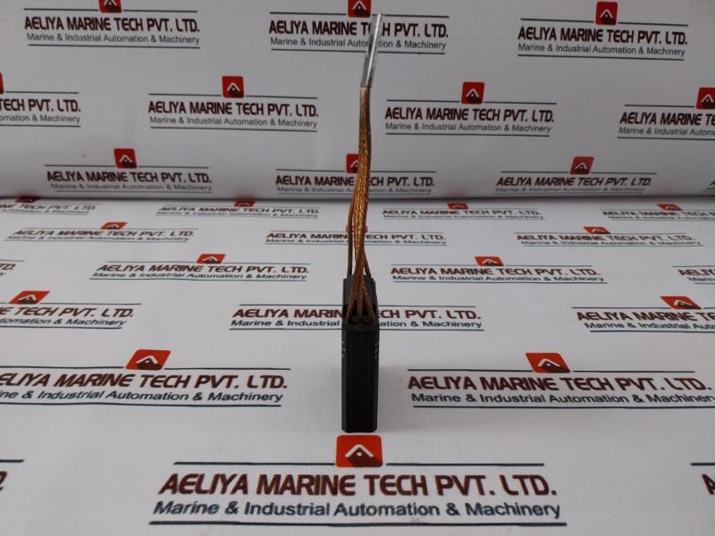 Lot of 13x National Carbon DE7000 Brush, 9578681