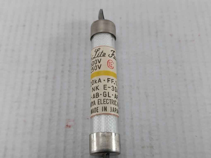 Lot Of 19X Utsunomiya Electric Nc1 Cartridge Fuse 1A Nk E-3049