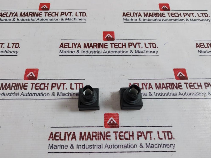 Lot of 21X Schlegel Qxjt-rt Pushbutton With Light 404.11.90.005 96309