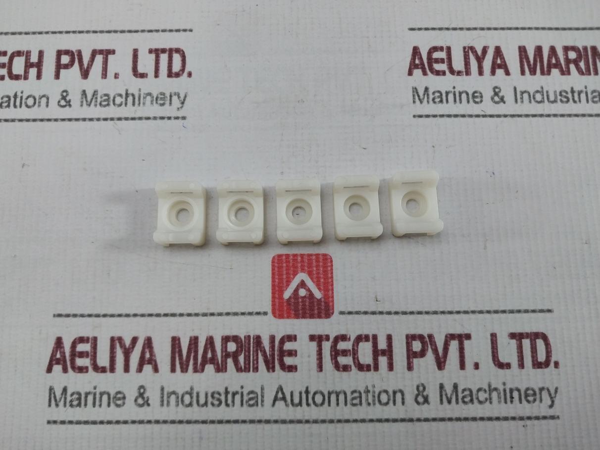 Lot Of 253X Greenlite Gcm-l Screw-fixed Cable Tie Mount Base