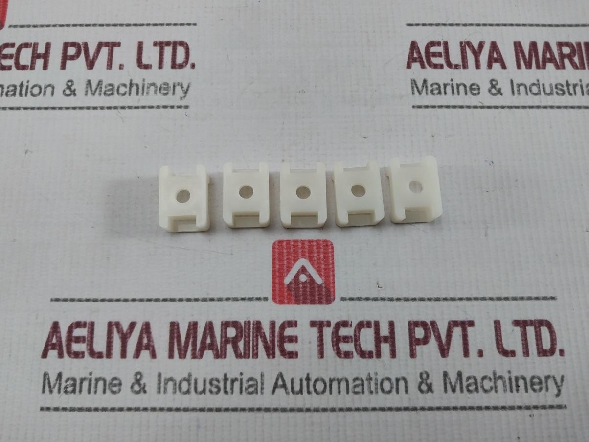 Lot Of 253X Greenlite Gcm-l Screw-fixed Cable Tie Mount Base