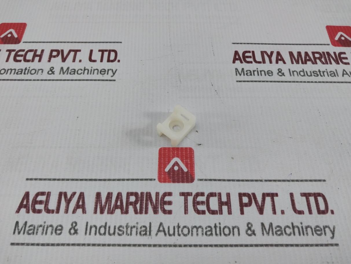 Lot Of 253X Greenlite Gcm-l Screw-fixed Cable Tie Mount Base