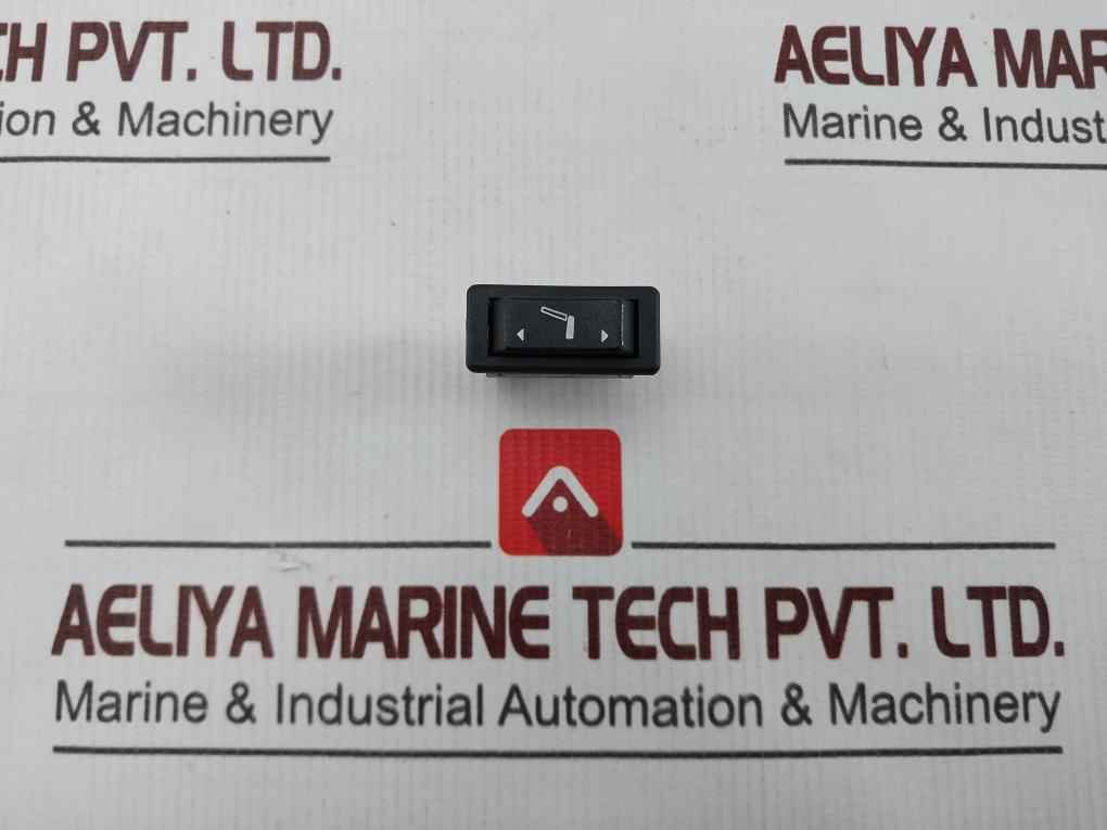 Lot Of 2X Arcolectric C1522At Panel Switch F/Early Generation Ax 16(4)A 250Vac