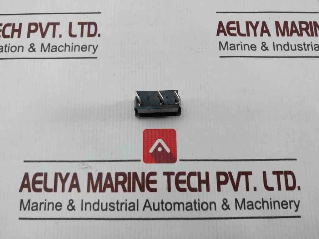 Lot Of 2X Arcolectric C1522At Panel Switch F/Early Generation Ax 16(4)A 250Vac