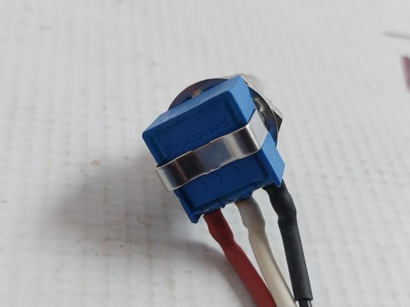 Lot Of 2X Bourns Rotary Potentiometer 53Raar25A13L