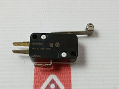 Lot of 2X CHERRY E2150K0 Roller Miniature Pressure Switch 0.1A 125 VAC