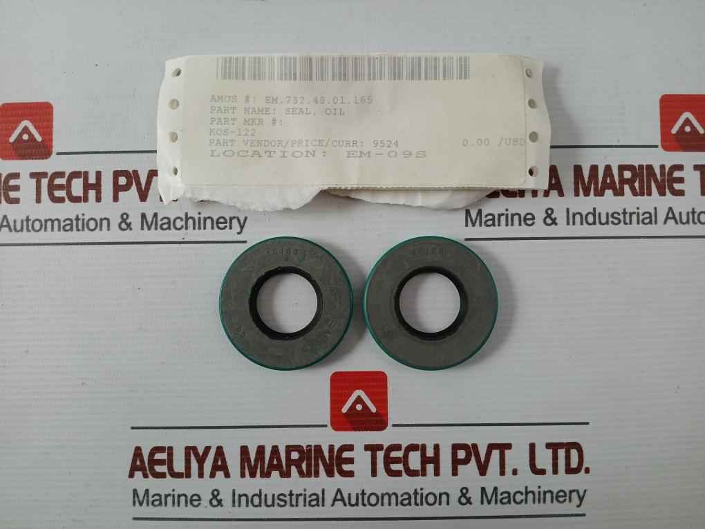 Lot Of 2X Cr Seals 10123 Oil Seal