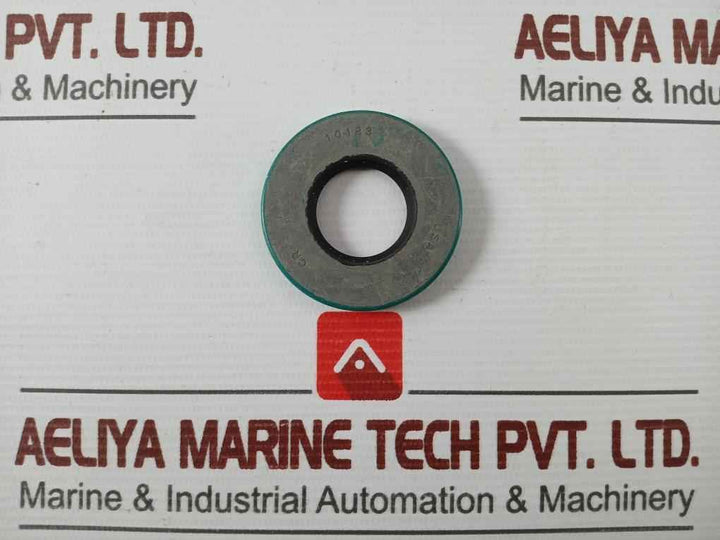 Lot Of 2X Cr Seals 10123 Oil Seal