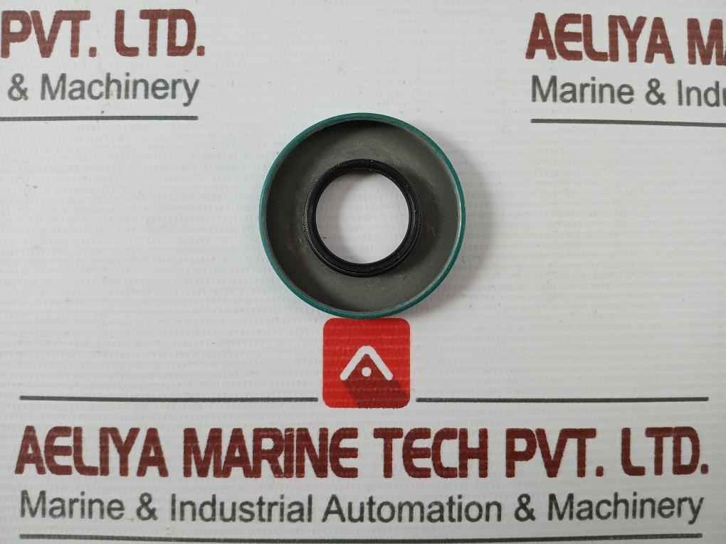 Lot Of 2X Cr Seals 10123 Oil Seal