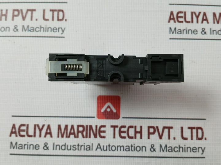 Lot Of 2X DAITO P413 Circuit Protector 1.3