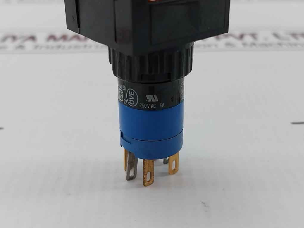 Lot Of 2X Eao 31-261.022 Actuator 300V Ac 5A