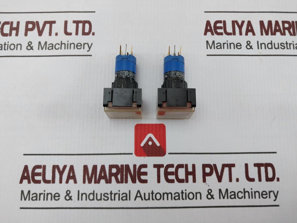 Lot OF 2X EAO 31-261.022 Actuator 300V AC 5A