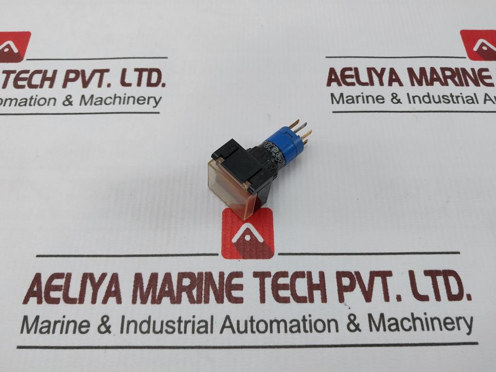 Lot OF 2X EAO 31-261.022 Actuator 300V AC 5A