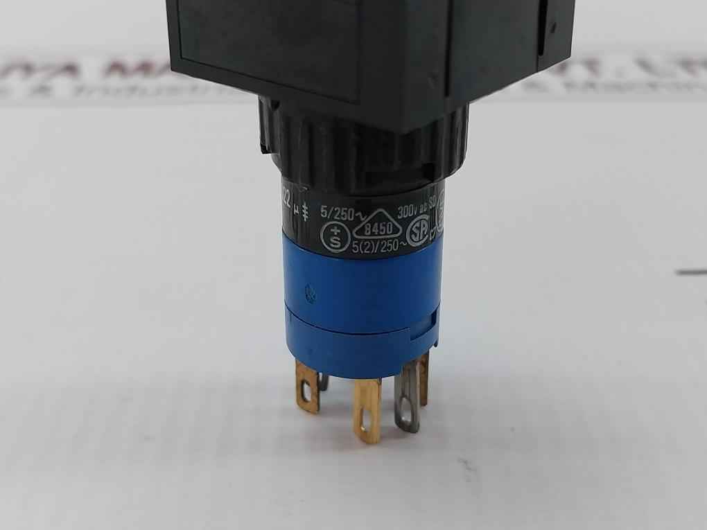 Lot Of 2X Eao 31-261.022 Actuator 300V Ac 5A