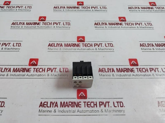Lot of 2X EATON DIL M32-XHI11 Moeller Series Auxiliary Contact Module 6000V 16A