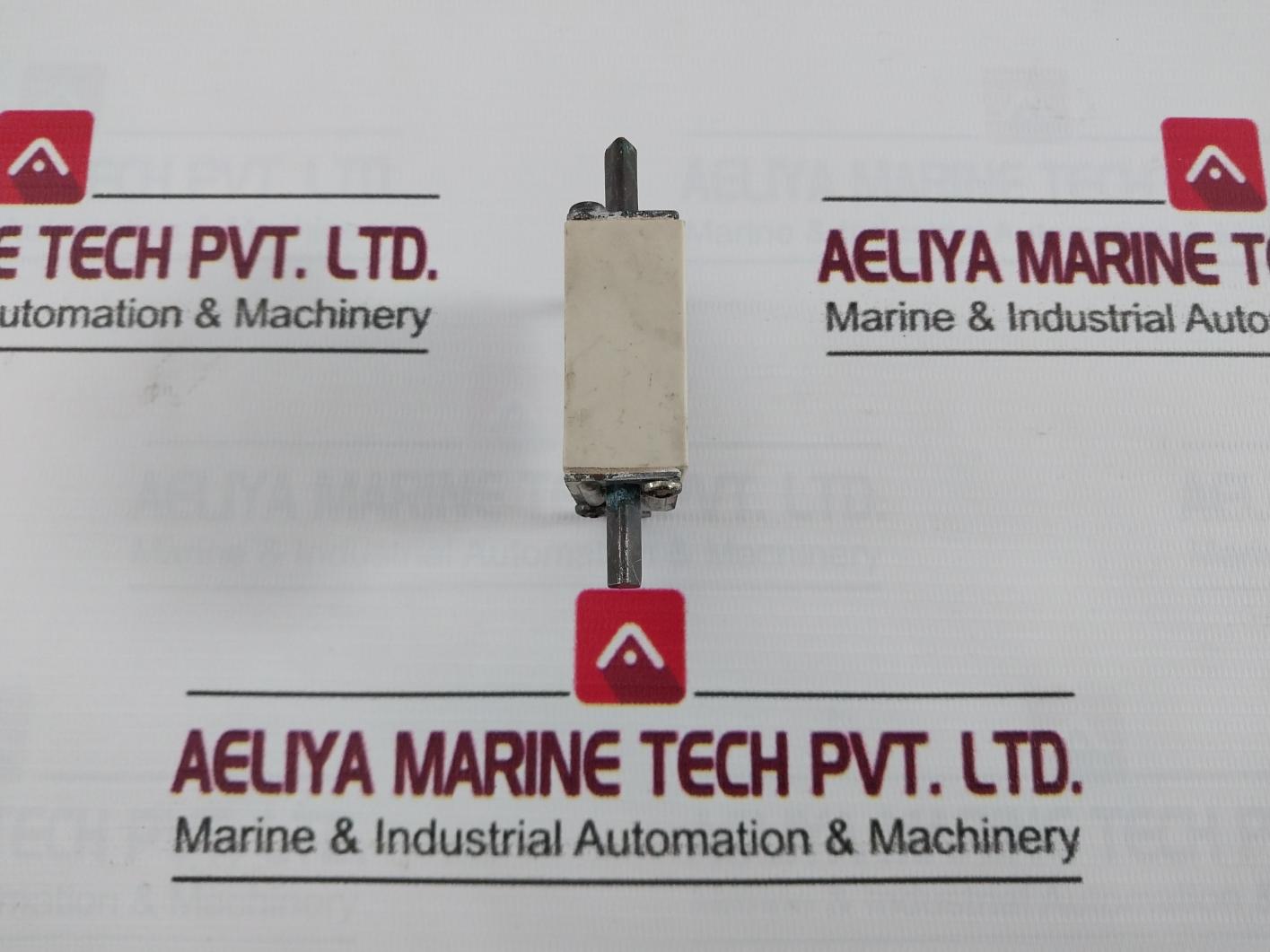 Lot Of 2X Eia C00-35A Fuse I1= 120Ka Gl-gg And 500V