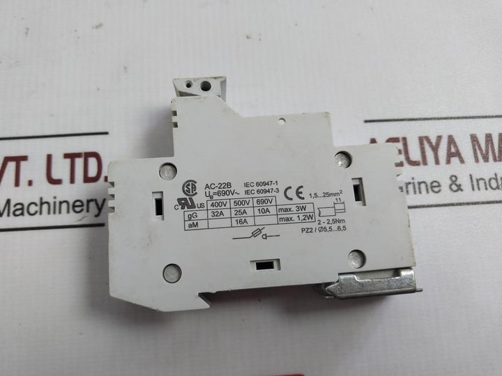 Lot of 2X ETI VLC10 1P AC-22B Fuse Holder Terminal MAX.3W