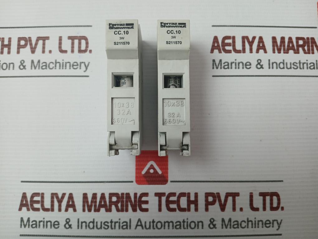 Lot Of 2X Ferraz Shawmut Fuse Holder S211570, 32A 660V 10X38