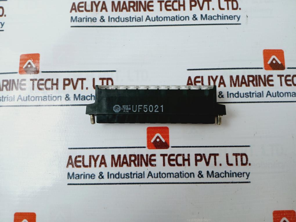 Lot of 2X FUJICON UF5021 Screw Terminal Block