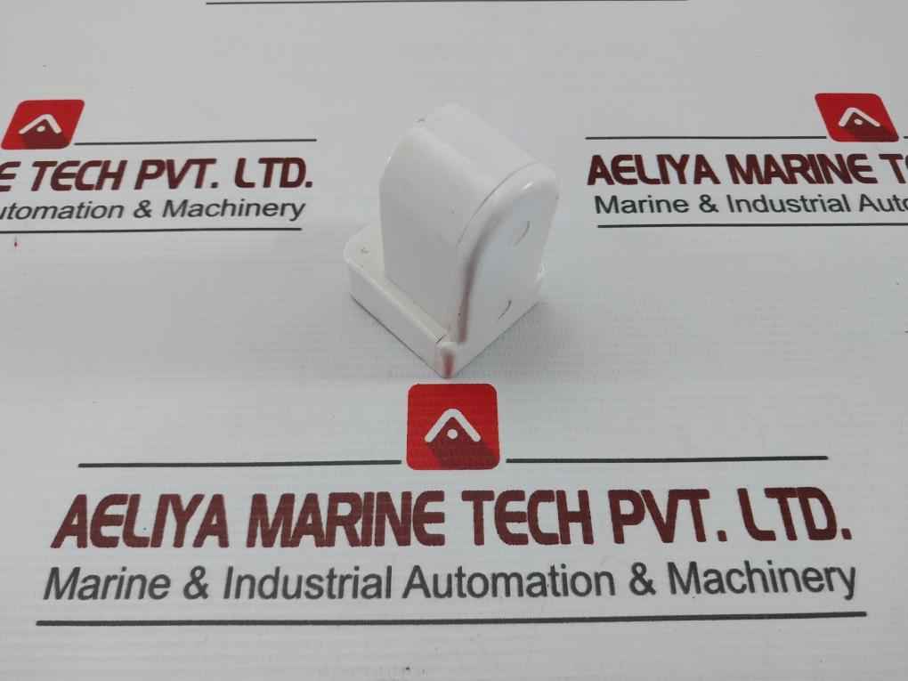 Lot Of 2X General Electric 505X92 Lamp Holder 2716788 660W P843007