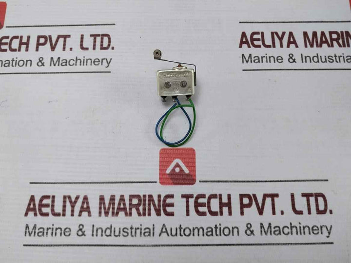 Lot Of 2X Honeywell 1Se1-t Micro Switch Je-5