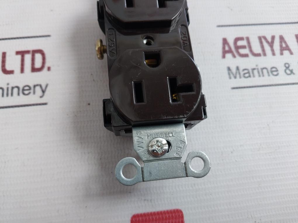 Lot of 2X Hubbell Receptacle Outlet 20A 125V