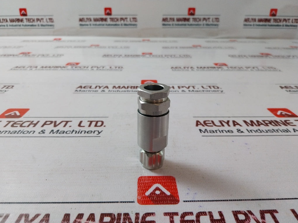 Lot Of 2X Huber+Suhner 11_N-50-9-9/033_-e Cable Connector