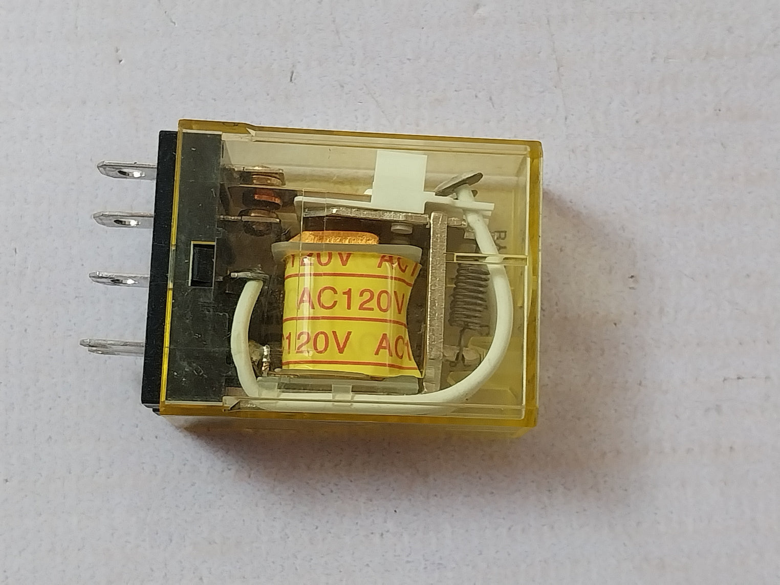 Lot Of 2X Idec Rh1B-u Spdt Control Relay 10A 240Vac E0254-2