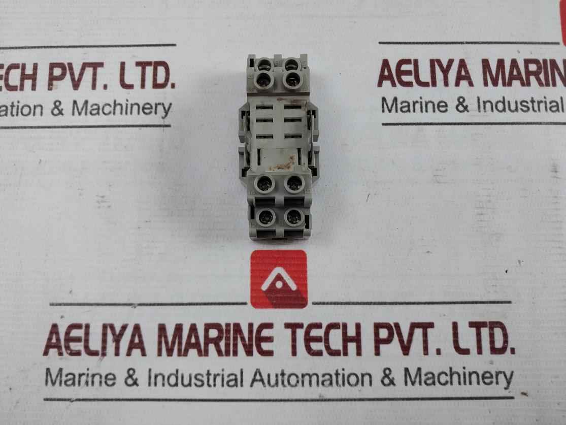 Lot Of 2X Idec Rh2B-ul Power Relay With Base Ac220V 7.5A 120Vac Sh2B-05C