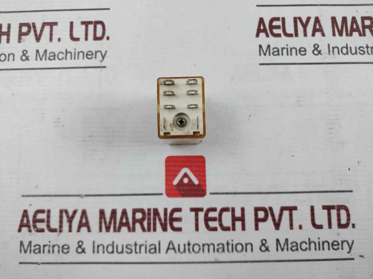 Lot Of 2X Idec Rh2B-ul Power Relay With Base Ac220V 7.5A 120Vac Sh2B-05C