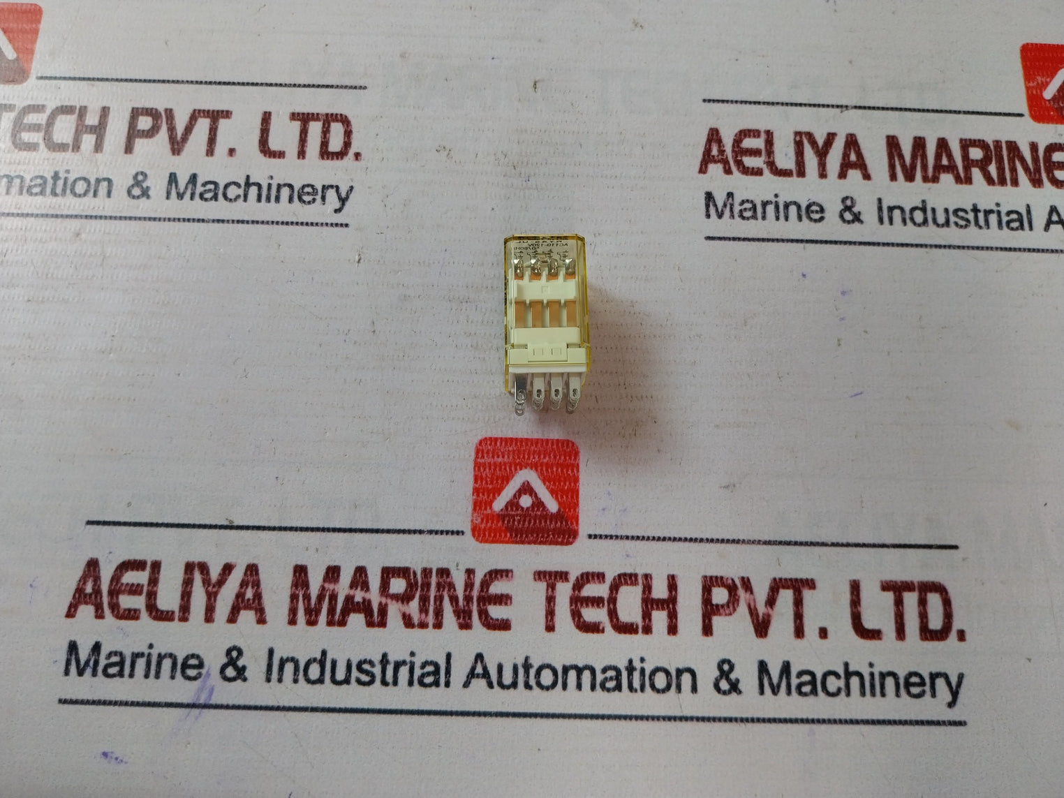 Lot Of 2X Idec Ry4S-ul Control Relay Ac110-120V 50/60Hz