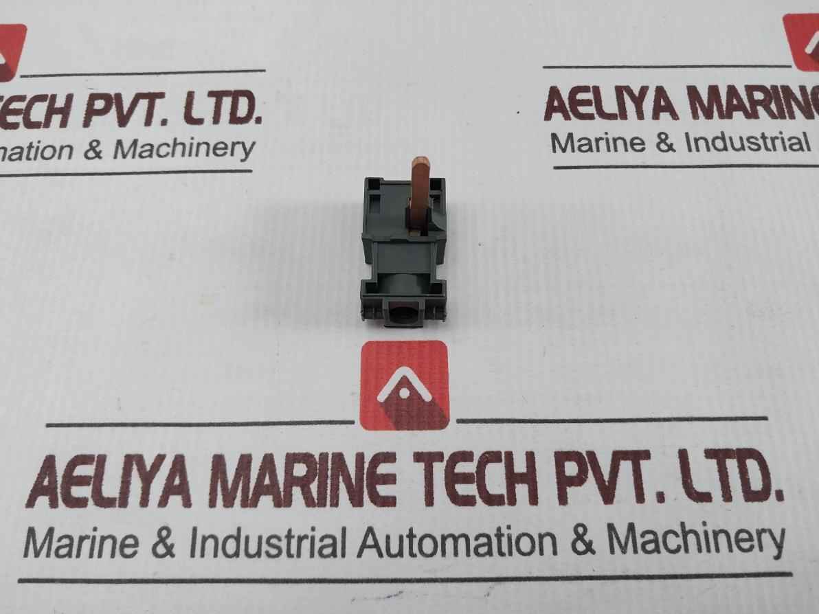 Lot Of 2X Merlin Gerin 14885 Entray Terminal-busbar-c60