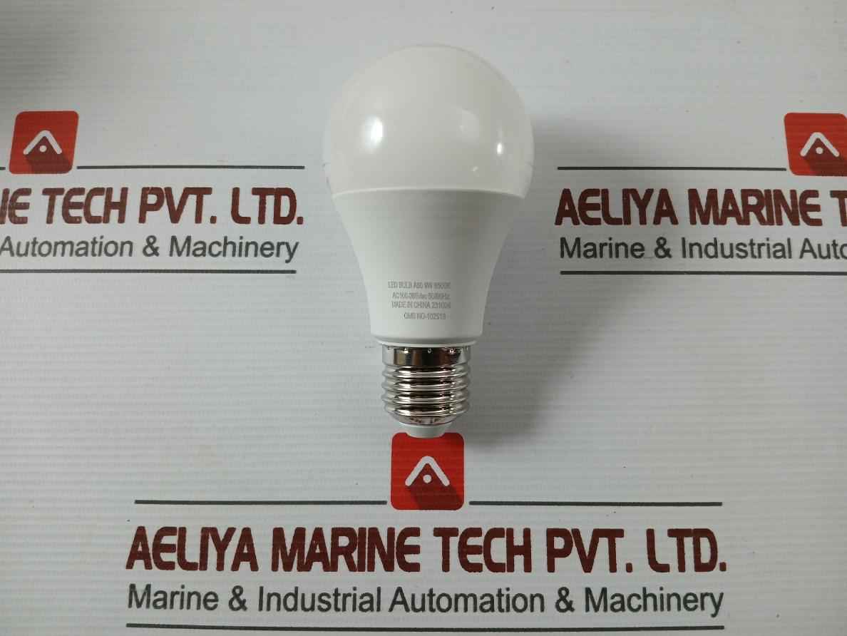 Lot Of 2X Ogmax E27 Led Bulb