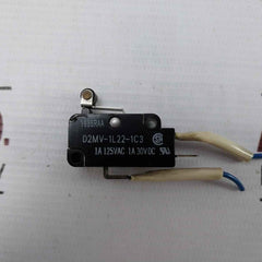 Lot Of 2X Omron D2Mv-1L22-1C3 Miniature Basic Microswitch 1986Raa