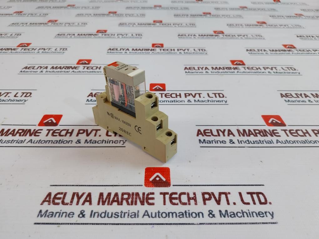 Lot Of 2X Omron G2R-1-sni (S) General Purpose Relay With Socket 230Vac~