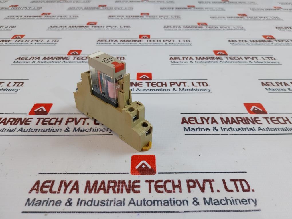 Lot Of 2X Omron G2R-1-sni (S) General Purpose Relay With Socket 230Vac~