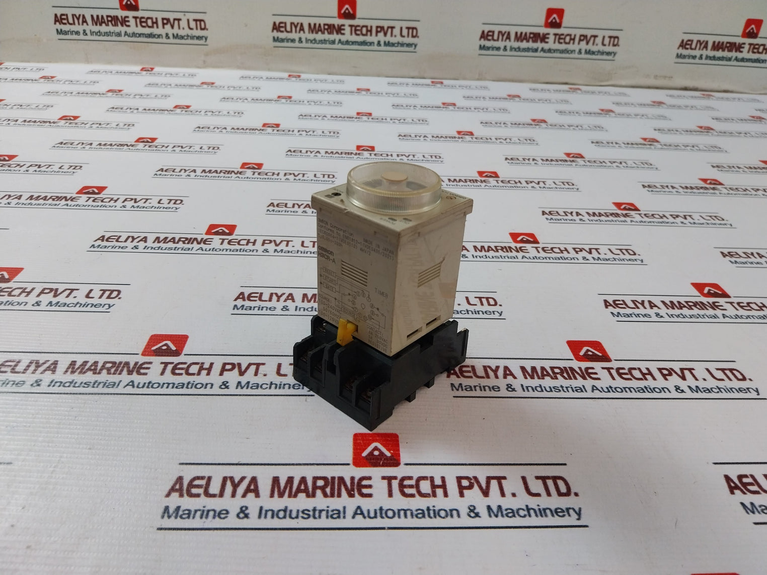 Lot Of 2X Omron H3Cr-a Timer Relay With Base 0-30Sec 24-48Vac