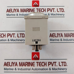 Omron H3Cr-a Timer Relay With Base 100-240Vac