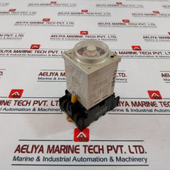 Omron H3Cr-a Timer Relay With Base 100-240Vac