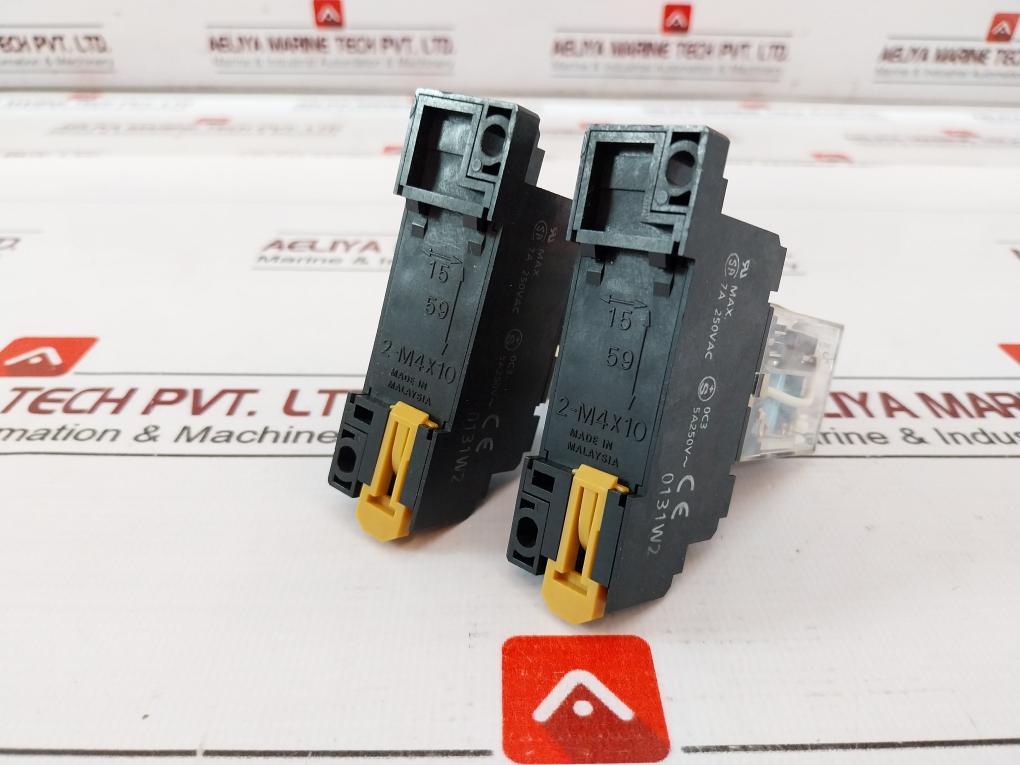 Lot Of 2X Omron My2N-d2 Miniature Power Relay 24Vdc 10A 250Vac 2831Y1