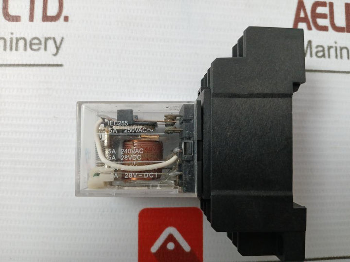 Lot of 2X OMRON MY2N Miniature Power Relay With Socket IEC255 5A 28VDC