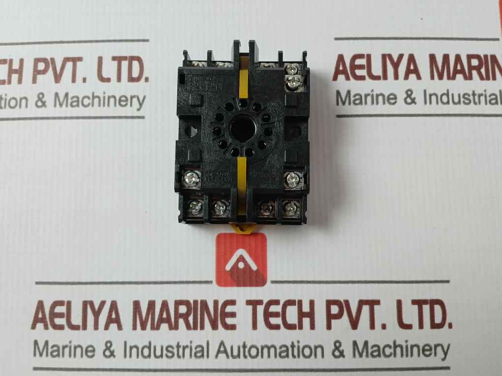 Lot Of 2X Omron P2Cf-11 Relay Socket 10A 250Vac