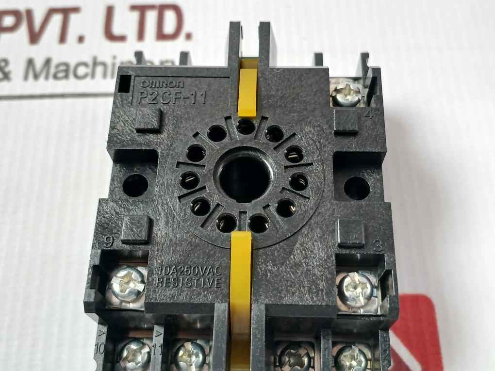 Lot Of 2X Omron P2Cf-11 Relay Socket 10A 250Vac