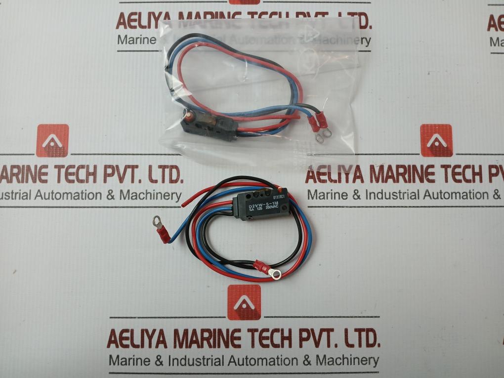 Lot Of 2X Omron Sealed Micro Limit Switch D2Vw-5-1M