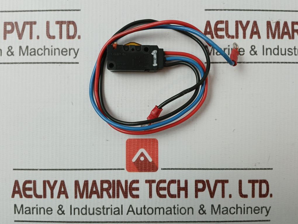 Lot Of 2X Omron Sealed Micro Limit Switch D2Vw-5-1M