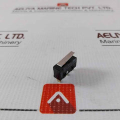 Lot Of 2X Omron Ss-5Gl Miniature Micro Switch 5A 250Vac