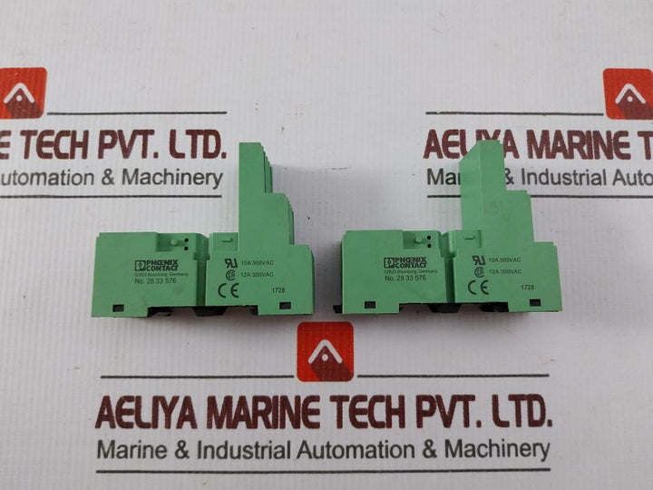 Lot of 2X Phoenix Contact 28 33 576 DIN Rail Relay Socket 12A 300VAC