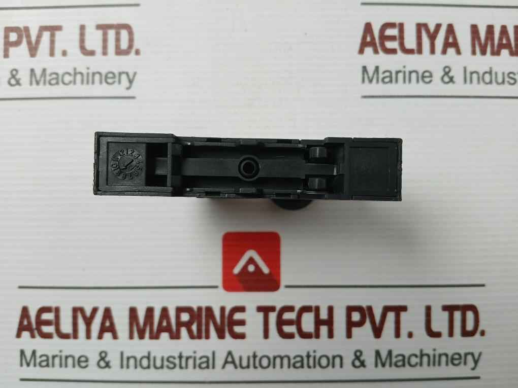 Lot Of 2X Relay Socket Brand Schrack Es50 - 10A 300Vac